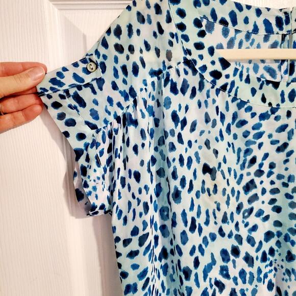 ANA blue leopard print top Short sleeves size Large - Picture 3 of 6
